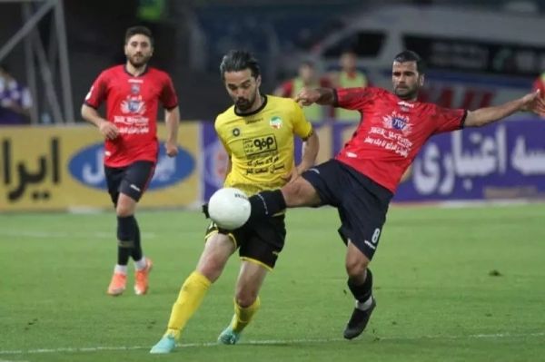  مالکیت توپ و برتری آماری برای نساجی؛ سه امتیاز در حساب سپاهان