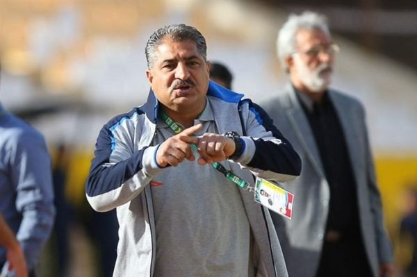 فلاحتزاده کسانی که دم از احترام میزنند، نباید اختلافات را در آستانه دربی نشان بدهند استقلال در دربی باید عقبنشینی کند