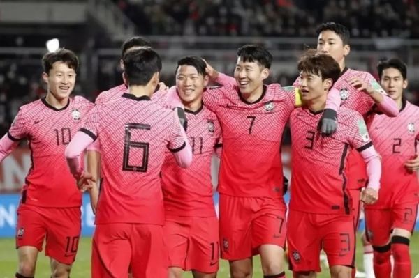  وضعیت تیم کره جنوبی اورژانسی شد  ابتلای چهارمین بازیکن به کرونا