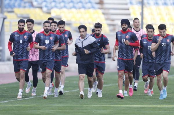  گزارش تمرین پرسپولیس  حضور گل‌محمدی و غیبت ۱۱ بازیکن