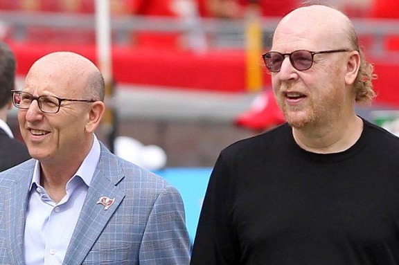 گلیزرها علاقهمند به کریکت و راهاندازی یک تیم کریکت با نام منچستر در امارات