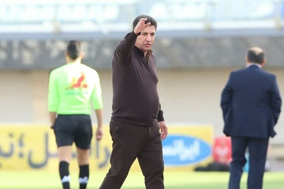  قلعه‌نویی به نشست خبری پس از بازی با شهرخودرو نرفت