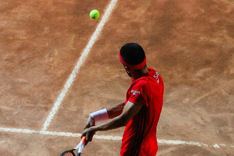 تنیس انقلاب به پولدارها رسید