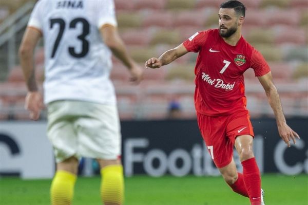 حضور بازیکن ایرانی در تیم منتخب هفته لیگ امارات عکس