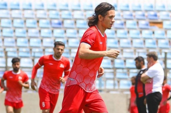 هافبک تراکتور سرباز میشود