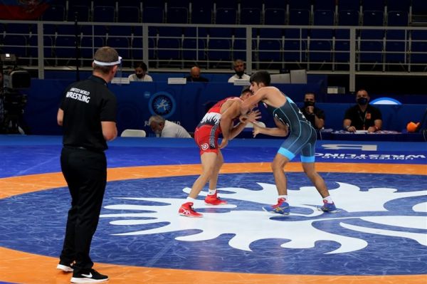 کشتی فرنگی جوانان قهرمانی آسیا ۴ نماینده ایران فینالیست شدند