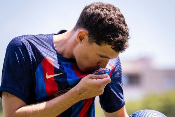 رونمایی از یادداشت خرید جدید بارسلونا در 8 سالگی؛ رویای او چه بود