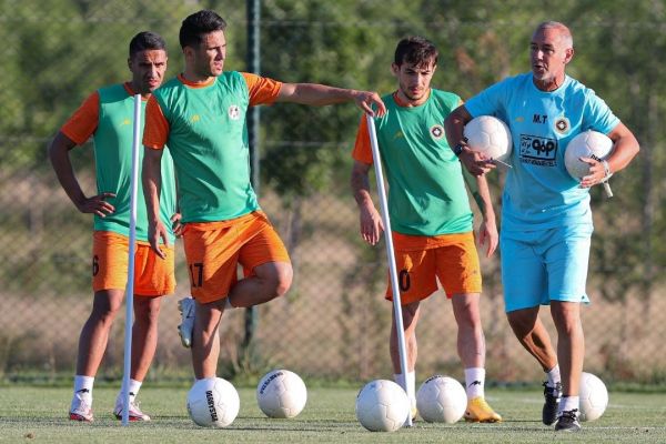  عکس؛ این مربی هنوز در سپاهان است