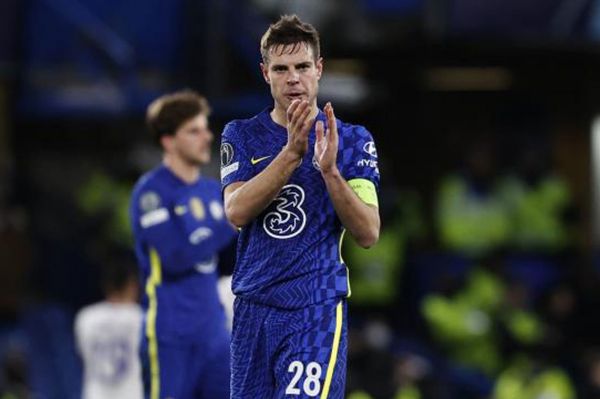 چلسی نقشههای بارسلونا را خراب کرد کاپیتان در لندن ماندنی شد