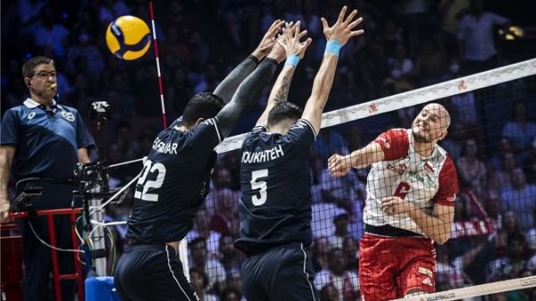 کارخانه میتوان به آینده تیم ملی والیبال امیدوار بود