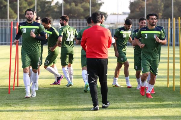 حمله منتقدان به کاپیتانهای تیم ملی