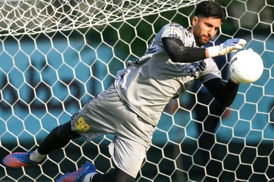  دروازه‌بان استقلال  روحیه جنگندگی ساپینتو قابل ستایش است