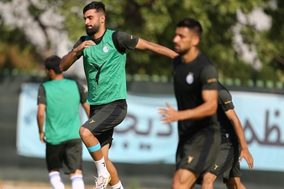 مدافع مازاد استقلال شاگرد بردیف شد