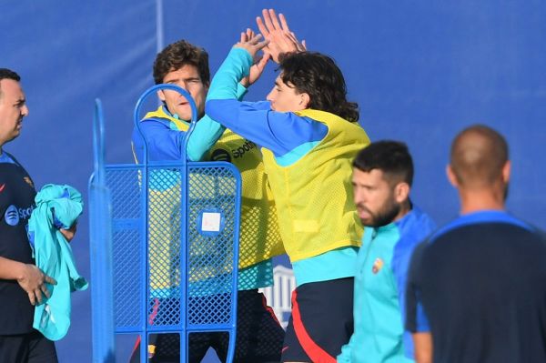  عکس؛ تمرین شاد دو خرید جدید بارسلونا در کنار هم