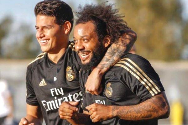  قابی از دو رئالی سابق که در المپیاکوس تکرار می‌شود