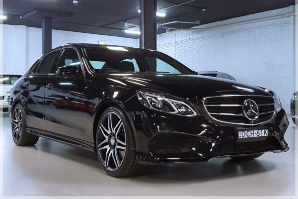 تاپ سکرت سود آقای سرمربی از خرید بنز