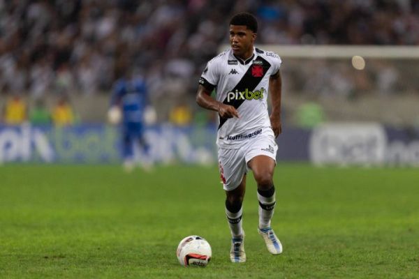  صید جدید چلسی  هافبک 18 ساله برزیلی