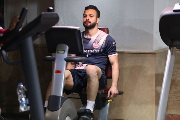 بدنسازی سرخپوشان در ورزشگاه کاظمی تصاویر