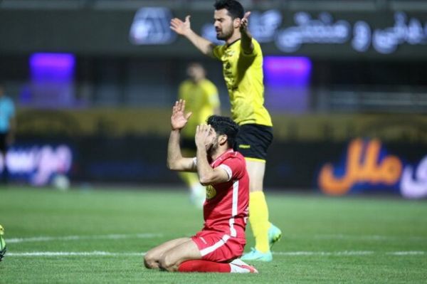 پرسپولیس تصمیمی برای خرید از سپاهان ندارد