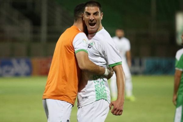 مهاجم صربستانی ذوب آهن نیامده جدا شد