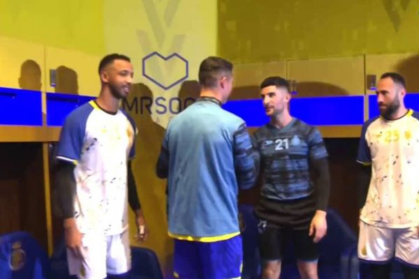  رونالدو در رختکن النصر به هم‌تیمی های جدیدش چه گفت