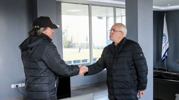  ابهام در حمایت هیات مدیره استقلال از ساپینتو