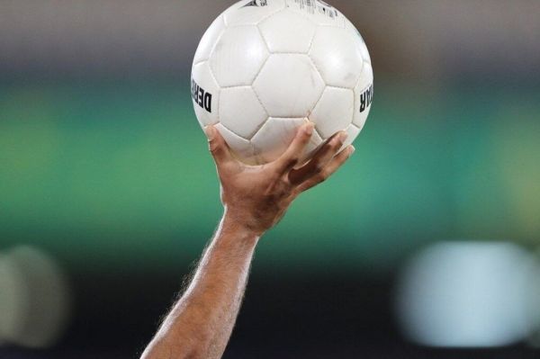 تاپ سکرت تهدید بازیکن لیگ برتری به خودکشی