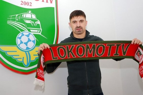  هافبک سابق استقلال در تیم ازبکستانی