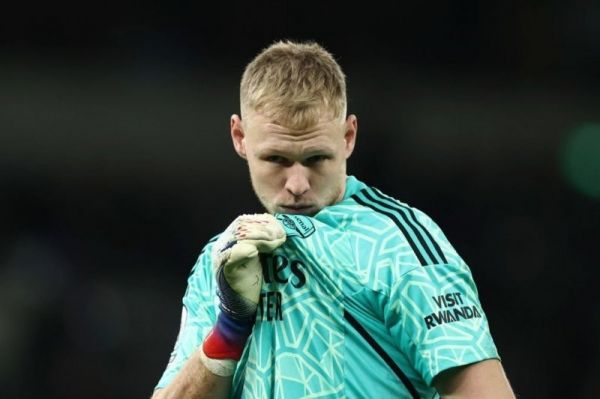 عکس؛ کتک خوردن دروازهبان آرسنال از هوادار تاتنهام