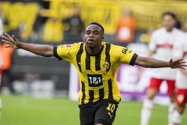 هشدار به ستاره دورتموند اگر دنبال پول هستی، به رونالدو ملحق شو