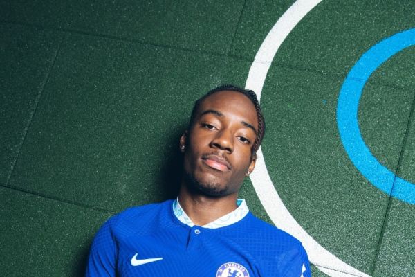  رسمی؛ وینگر 20 ساله انگلیسی به چلسی پیوست