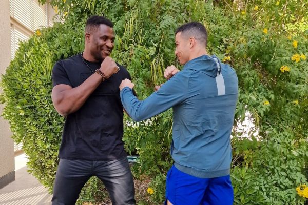  عکس؛ دیدار رونالدو با مبارز سنگین‌وزن UFC در ریاض