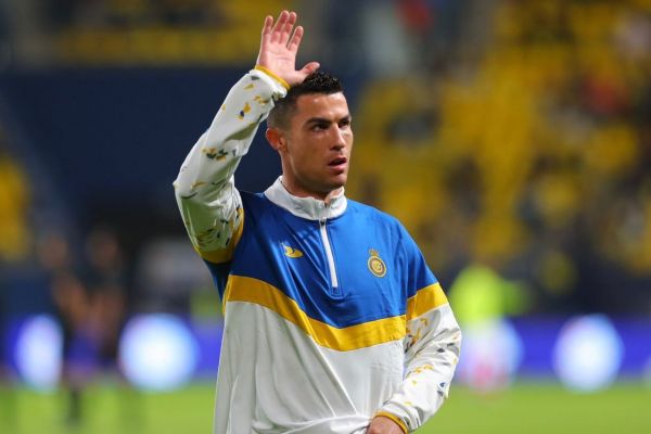  عکس؛ گرم کردن رونالدو برای اولین بازی‌اش در النصر