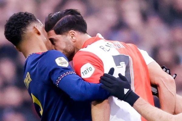  تساوی فاینورد و آژاکس در شب جنجالی جهانبخش