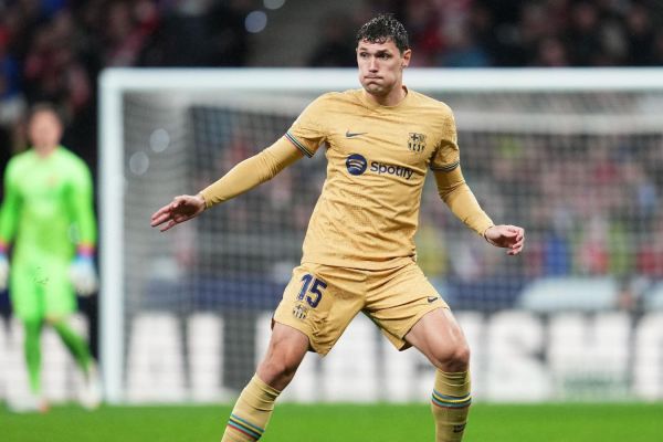  نگرانی ژاوی در مورد مصدومیت مدافع فیکس بارسلونا