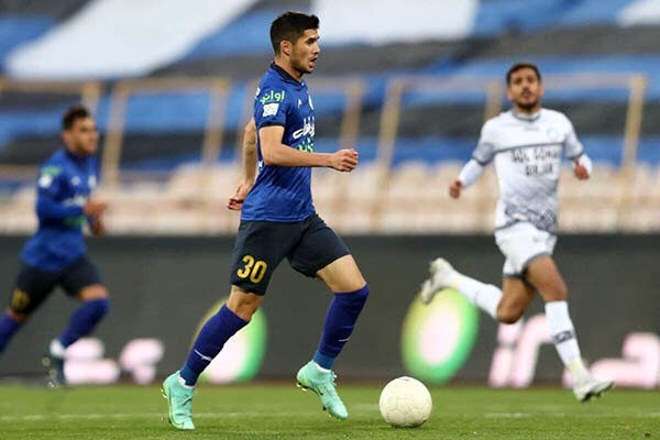  ناکامی مدیریت استقلال در فسخ با هافبک ازبکستانی  آمانوف در استقلال ماندنی شد