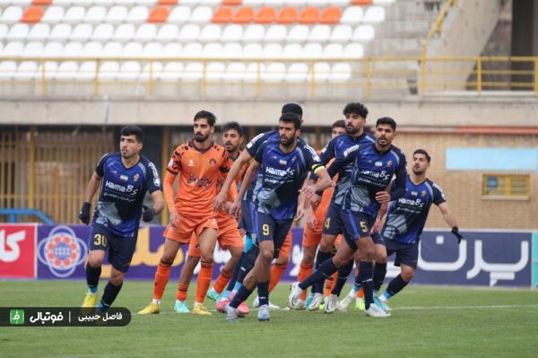  گزارش تصویری اختصاصی   دیدار تیم‌های مس کرمان و پیکان