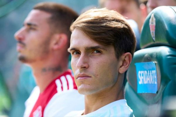  هافبک اسبق بارسلونا در یک‌قدمی پیوستن به اسپانیول