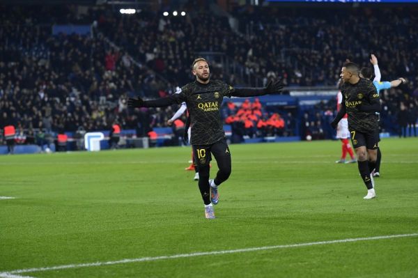  تساوی خانگی پاریسن ژرمن در شبی که ده نفره شدند