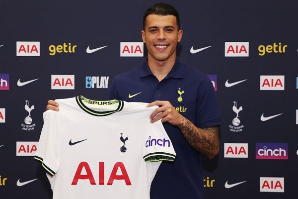  رسمی؛ مدافع راست اسپانیایی به تاتنهام پیوست