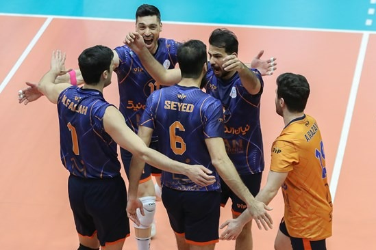  لیگ برتر والیبال  نیان با شکست پیکان سهمیه پلی‌آف گرفت  انتقام فولاد از حریف در خانه