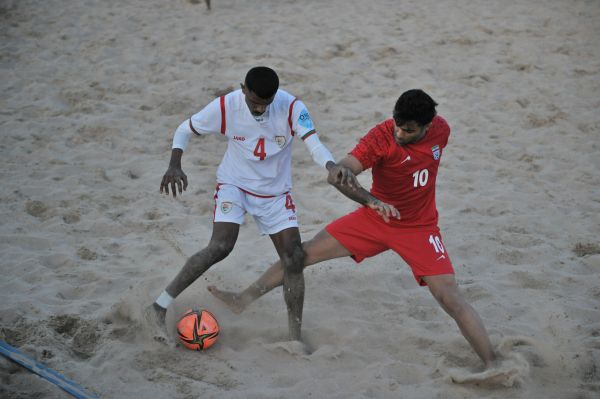  گزارش تصویری  دیدار تیمهای ملی فوتبال ساحلی ایران و عمان