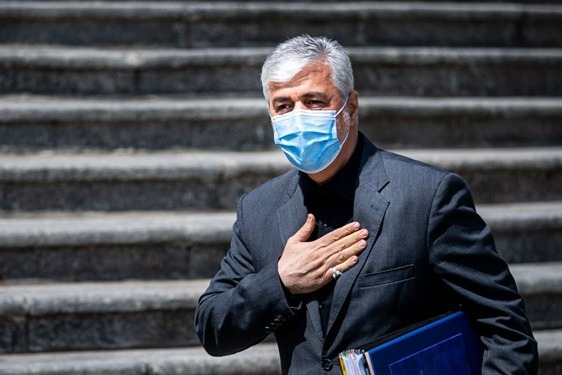 واکنش صریح وزیر به اظهارات گلمحمدی سجادی وزارت ورزش رنگی نیست