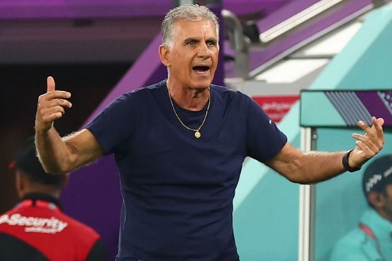  جام طلایی نخستین ماموریت کی‌روش  عکس