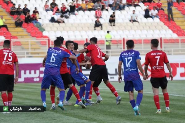 هوادار و تراکتور بهدنبال برهم زدن چینش عدد یک