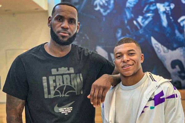  پیام امباپه در مورد رکورد تاریخی لبران جیمز