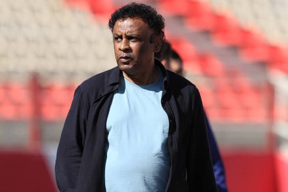 فیروزی آقای افشاریان بدهیتان به پرسپولیس تسویه شد امشب خوب میخوابید