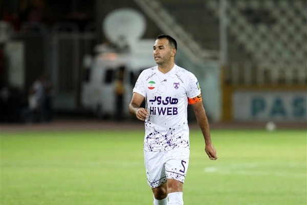  کاپیتان هوادار با وجود فوت فرزندش در بازی با پرسپولیس به میدان می‌رود