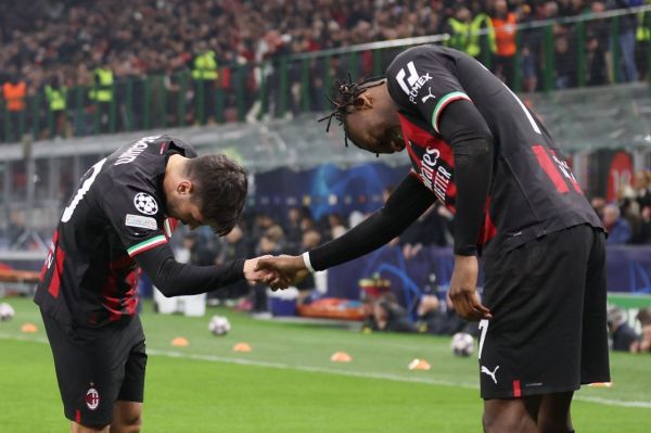  میلان و پیروزی در مرحله حذفی لیگ قهرمانان اروپا دقیقا پس از 10 سال