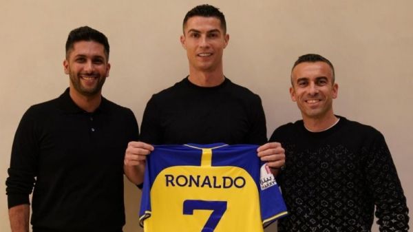  عامل انتقال رونالدو به النصر، یکی از مشتریان سهام منچستریونایتد